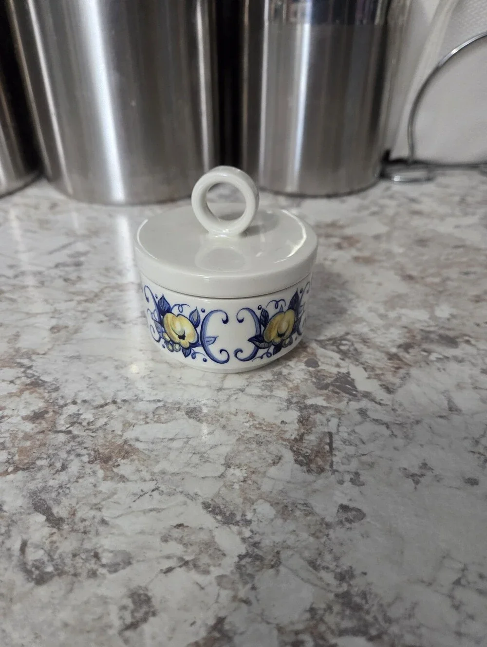 Villeroy And Boch Cadiz Small Porcelain Sugar Bowl/Lidded Dish, White & Blue